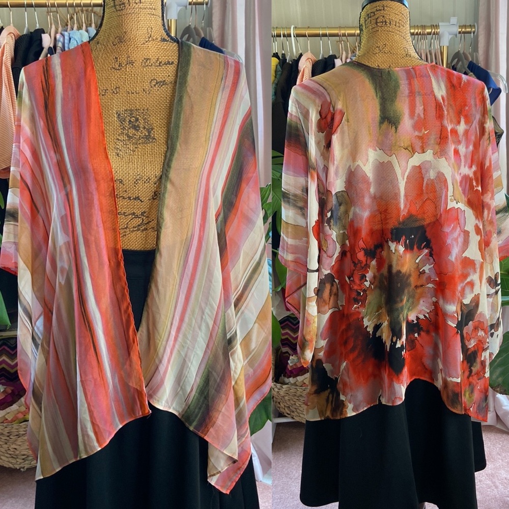 Maggie Barnes Floral Kimono Shawl Poncho Top Sz 0X 14/16